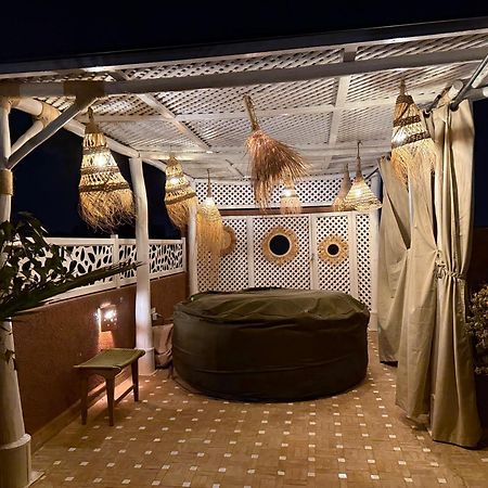 "Le 21", Exclusive Luxury Duplex 400M From Jemaa El Fna Place -Hammam-Jacuzzi-Koutoubia View-Roof Terrace -Speed Wifi マラケシュ エクステリア 写真