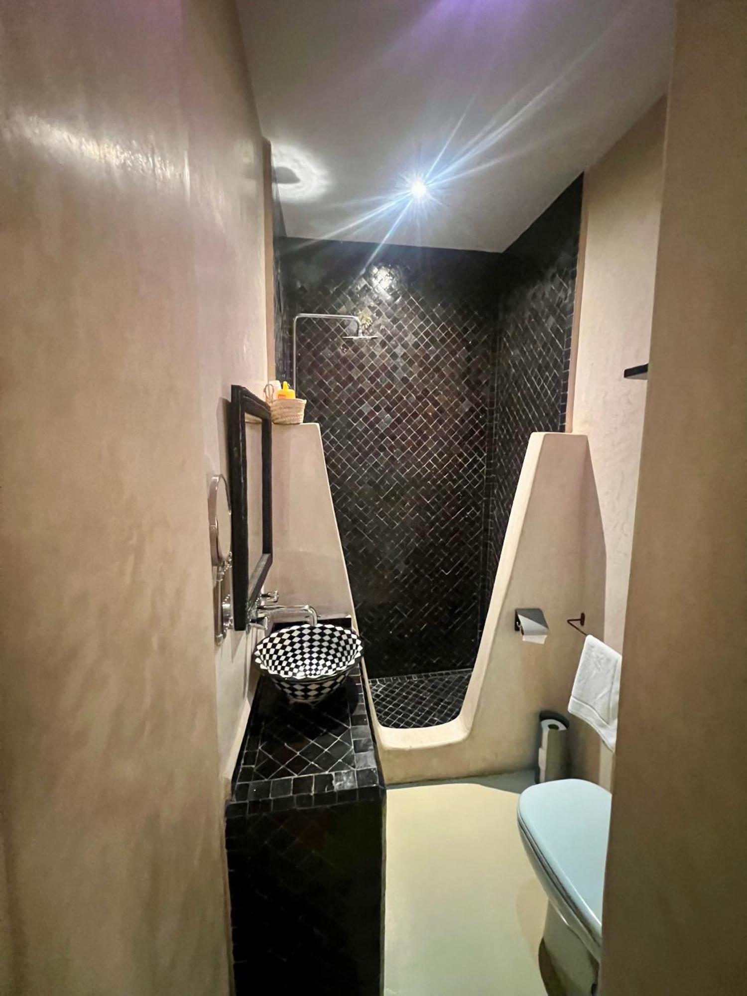 "Le 21", Exclusive Luxury Duplex 400M From Jemaa El Fna Place -Hammam-Jacuzzi-Koutoubia View-Roof Terrace -Speed Wifi マラケシュ エクステリア 写真